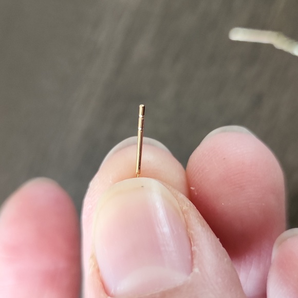 Threader Earrings - Picture 4 of 6